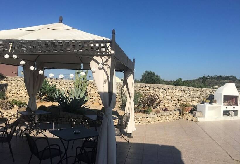 ベッドアンドブレックファースト Villa Carola