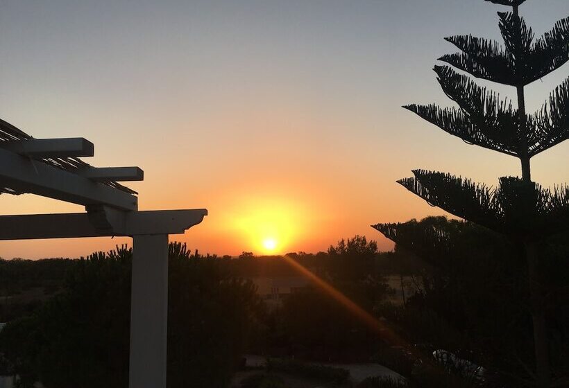 ベッドアンドブレックファースト Villa Carola