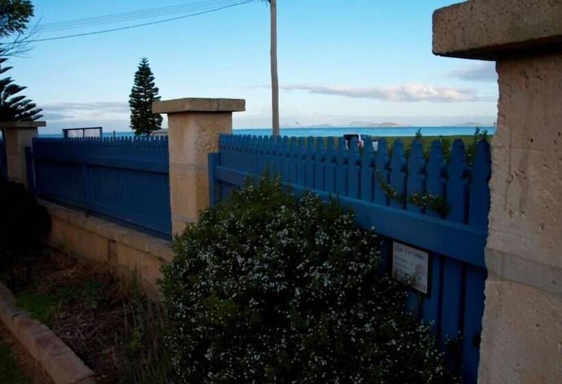 Esperance Beachfront Resort