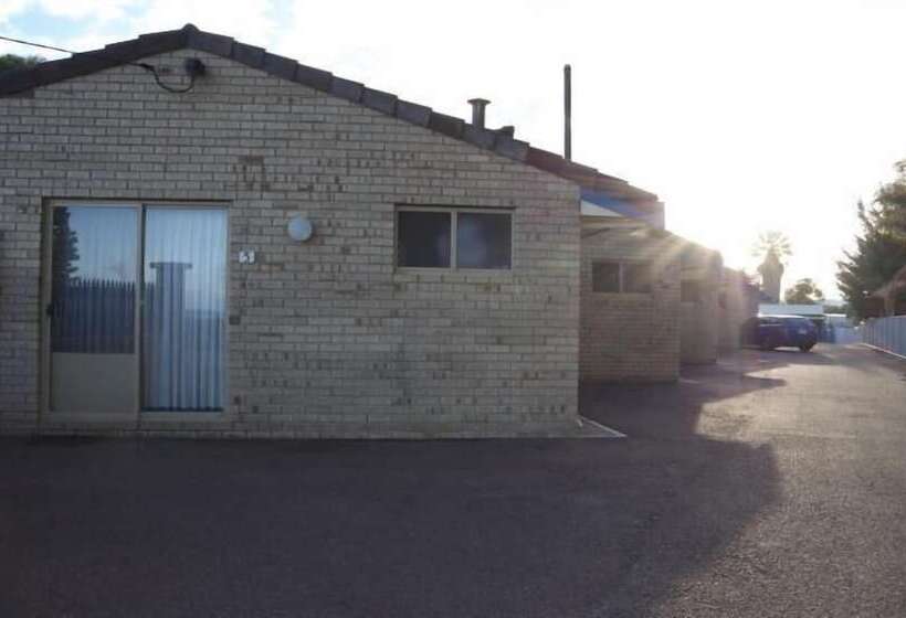 Esperance Beachfront Resort