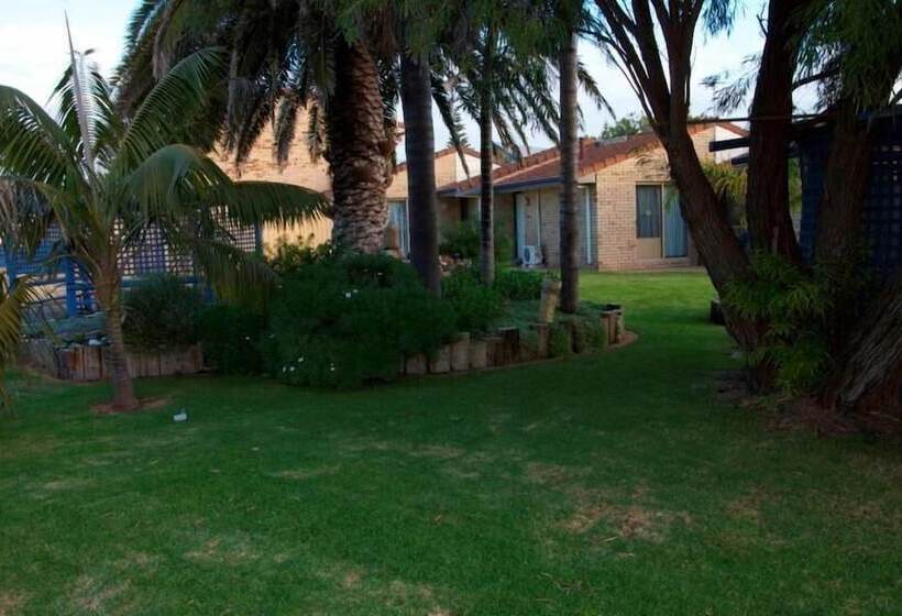 Esperance Beachfront Resort