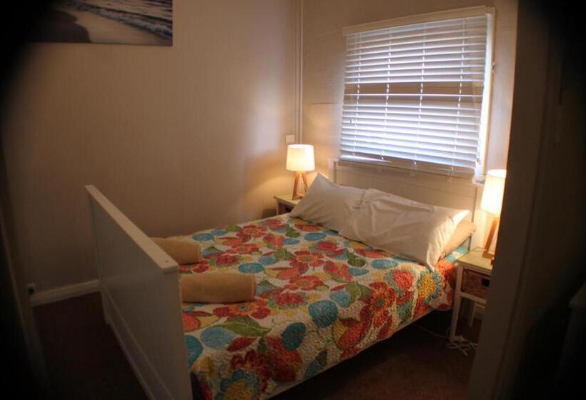 Отель 31 On The Terrace