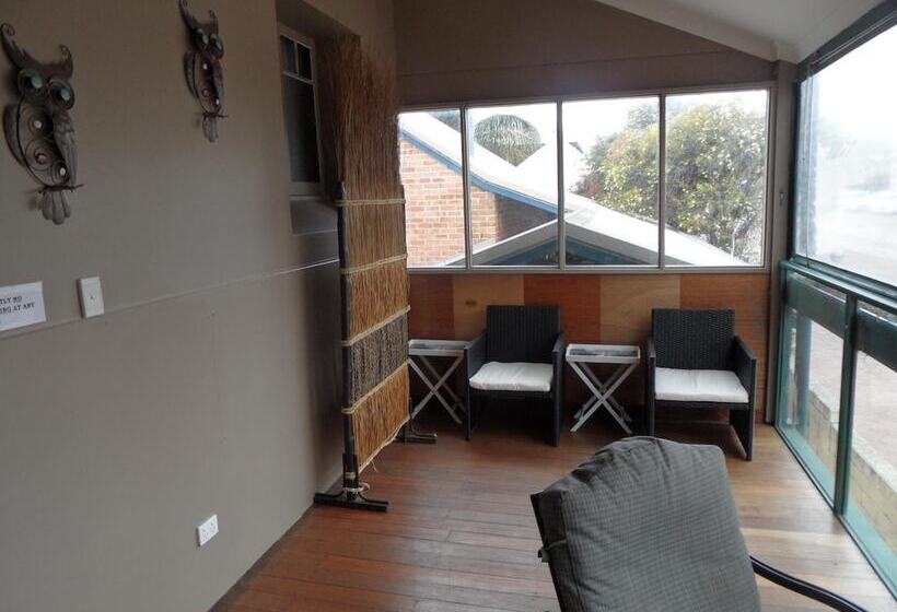 Отель 31 On The Terrace