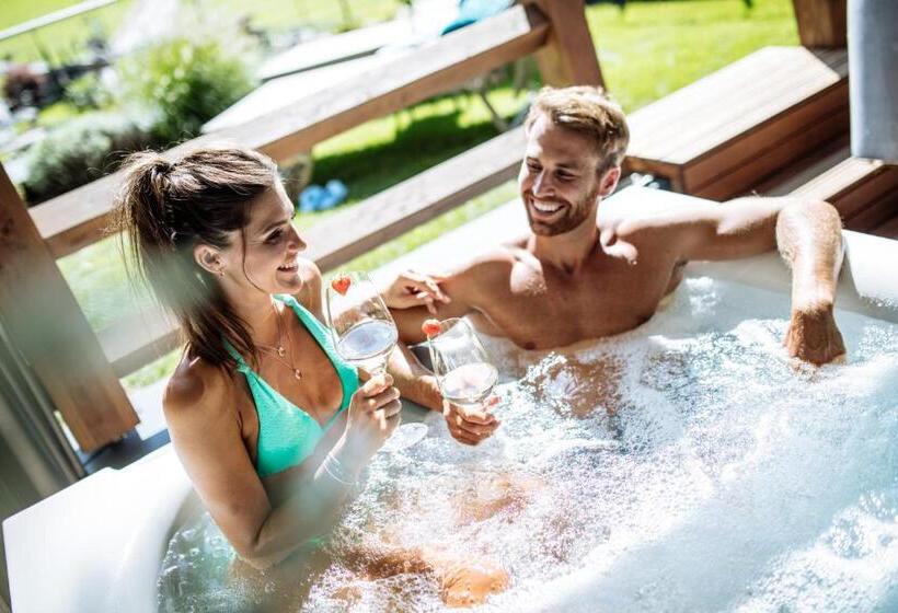 Отель Andreus Resorts