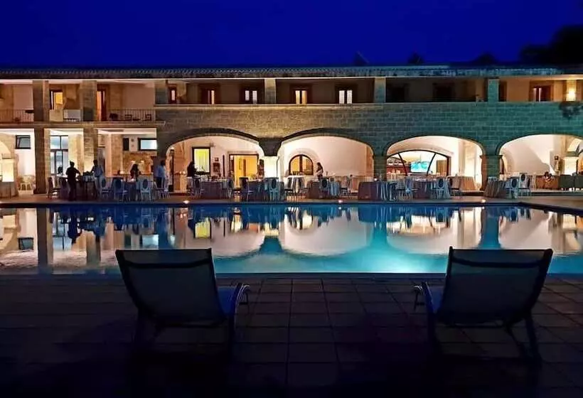 هتل Antica Masseria Martuccio