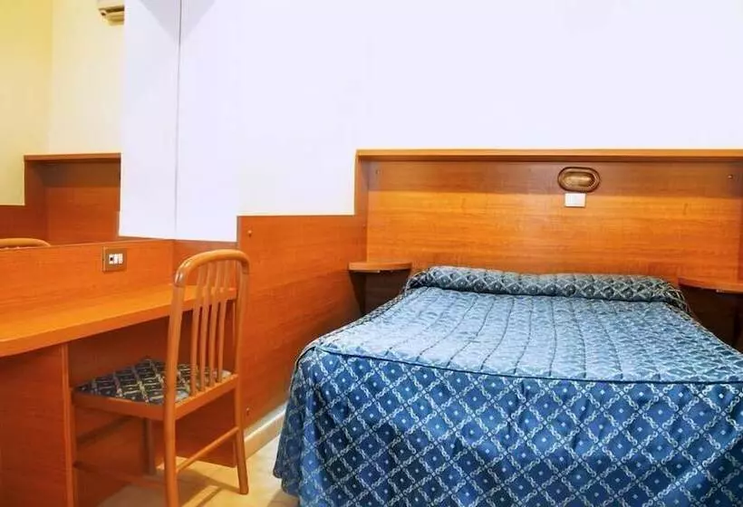 Hotel Camp S