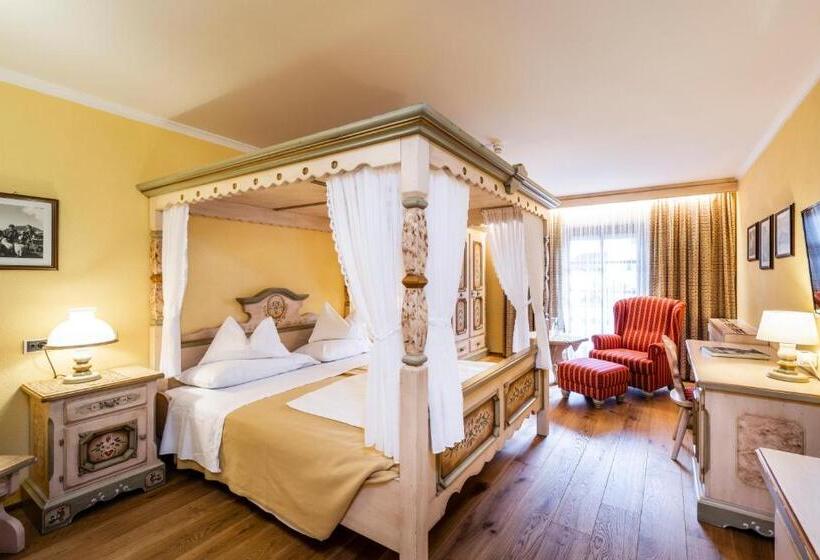 Hotel Cavallino Bianco Weisses Roessl