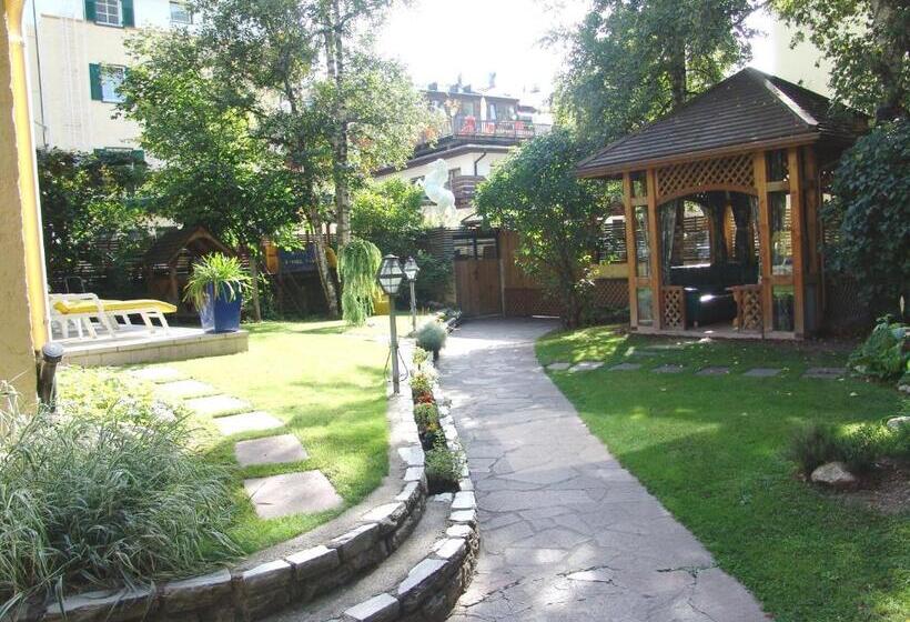 Hotel Cavallino Bianco Weisses Roessl