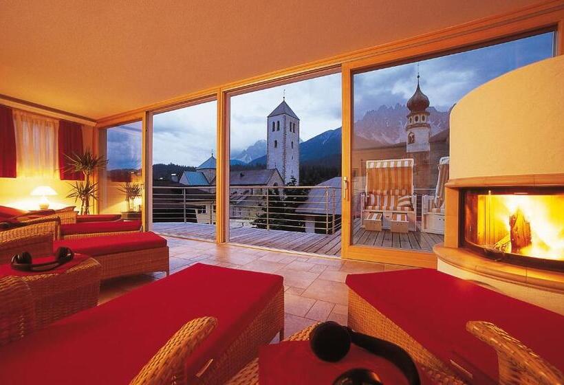 Hotel Cavallino Bianco Weisses Roessl