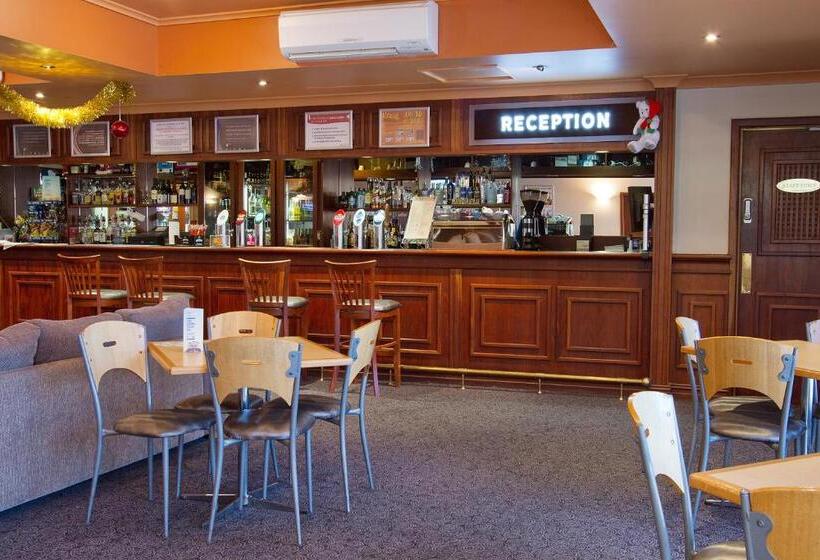 בית מלון כפרי Enfield