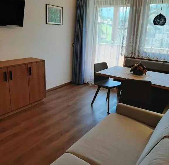 Hotelli Garnì Lasteis B&b   Apartments