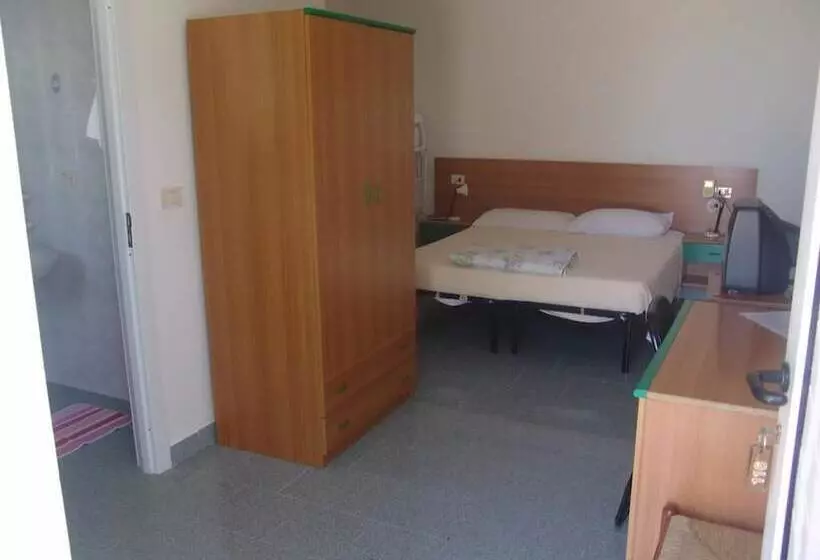 ホテル Albergo La Collinetta