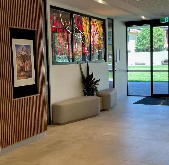Hotelli Mary Mackillop Place