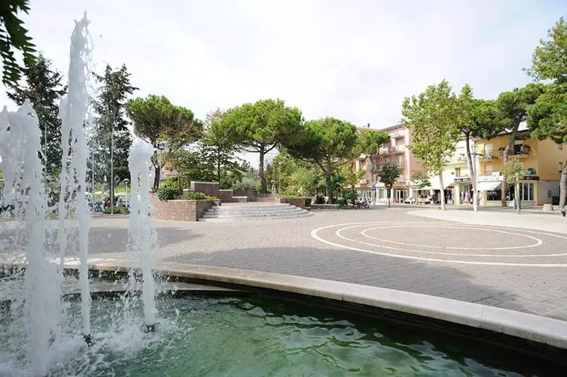 ホテル Misano Hostel