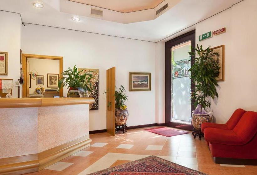 Отель Park  Le Magnolie