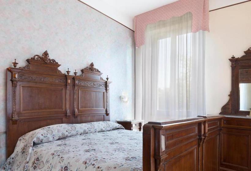 Отель Park  Le Magnolie