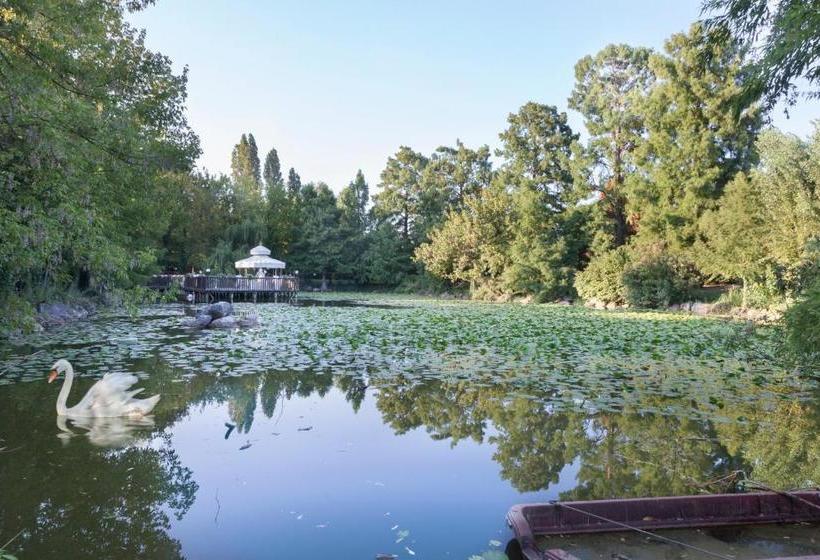 Отель Park  Le Magnolie