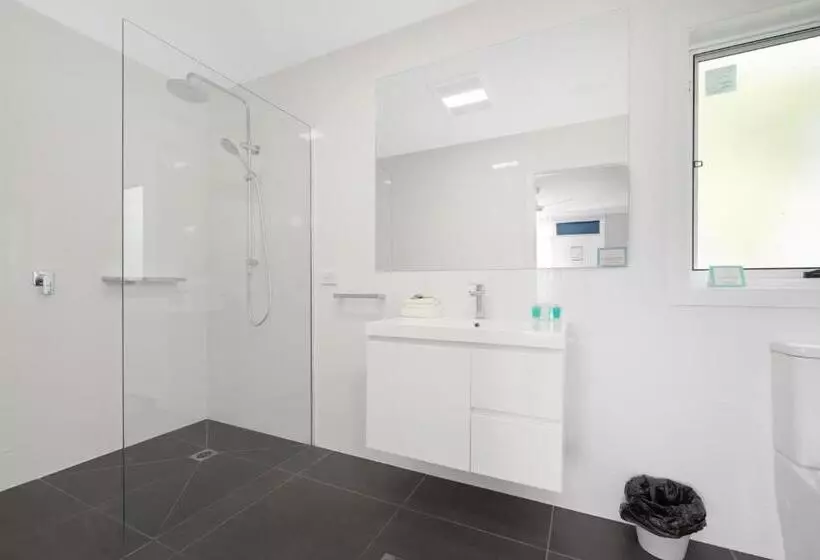مُتل Hive Hotel, Moruya