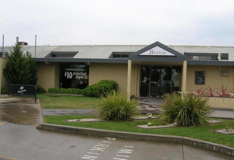 Overlander Hotel Motel