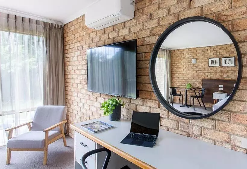 Motelli Sunshine Coast Motor Lodge