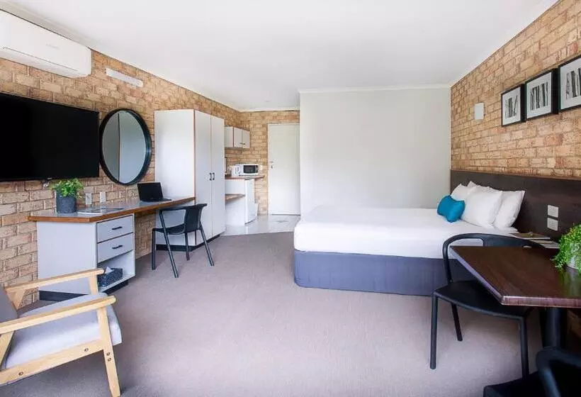Motelli Sunshine Coast Motor Lodge
