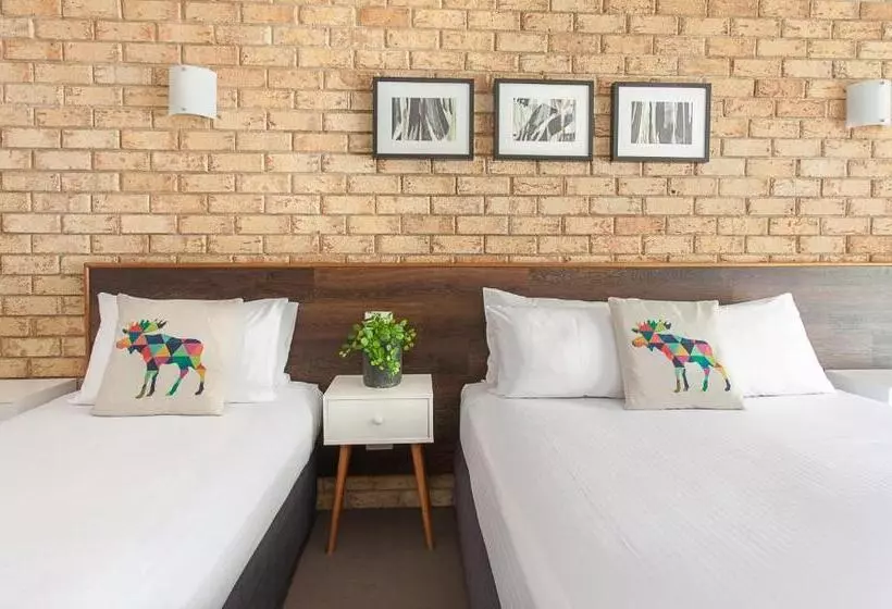 Motelli Sunshine Coast Motor Lodge