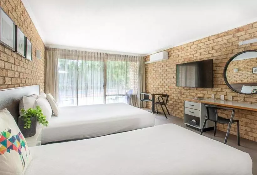 Motelli Sunshine Coast Motor Lodge