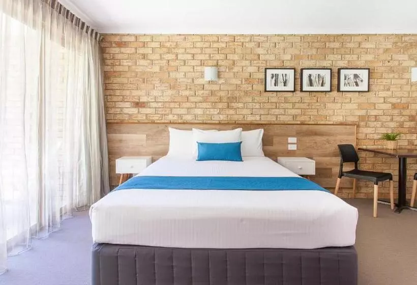 Motelli Sunshine Coast Motor Lodge
