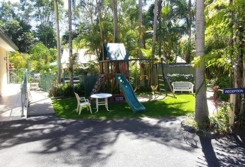 מוטל Tropic Oasis