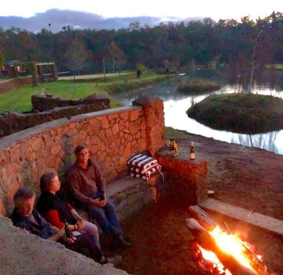 리조트 Clover Cottage Country Retreat