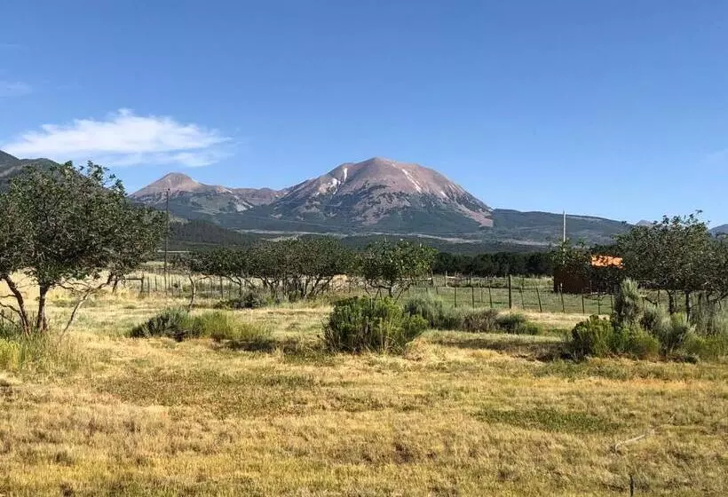 Aamiaismajoitus (B&B) Mount Peale Country Inn