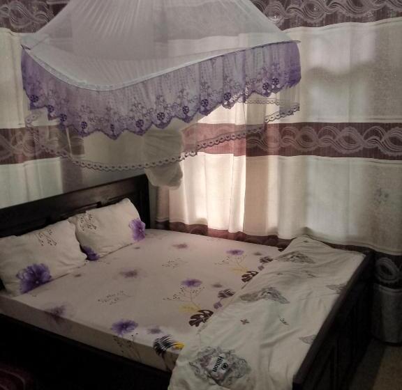 בית מלון כפרי A 4g Lodge