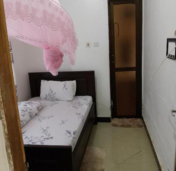 בית מלון כפרי A 4g Lodge