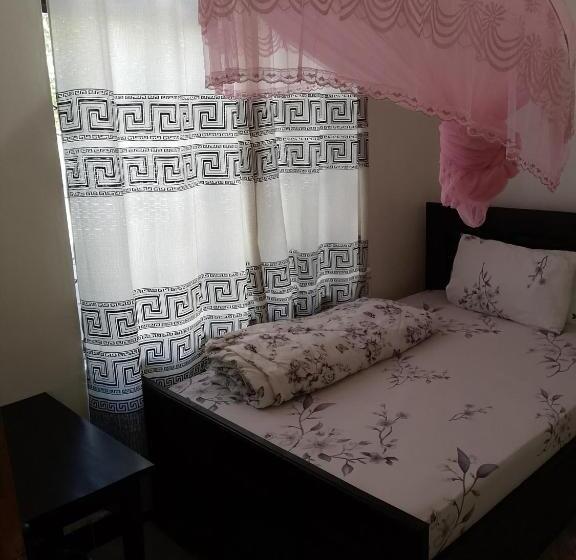 בית מלון כפרי A 4g Lodge