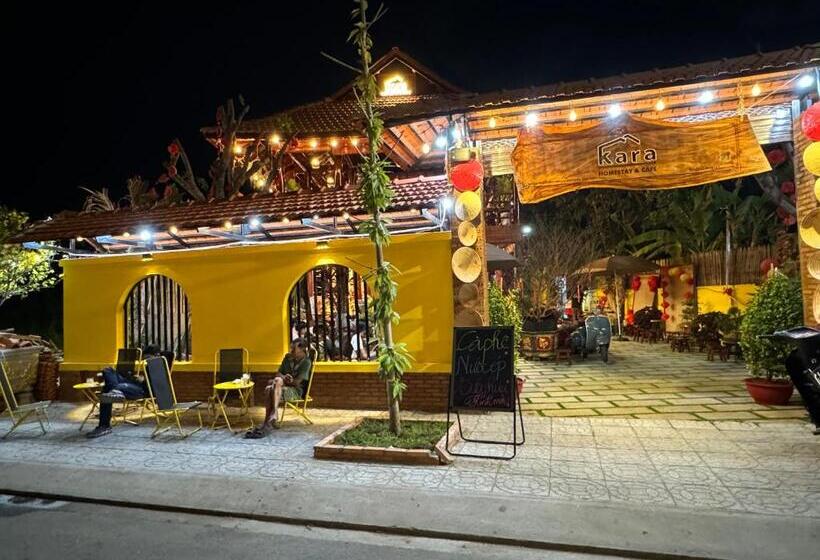 هتل Kara Homestay & Cafe