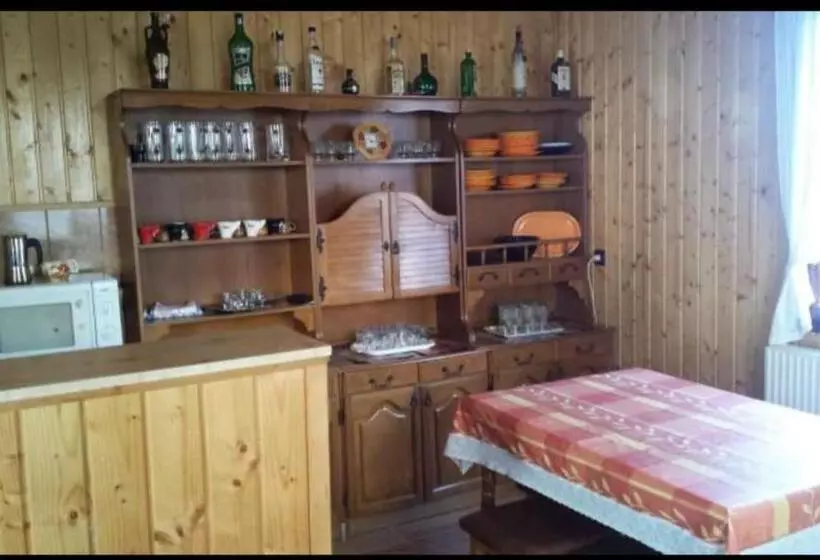 Majatalo Casa ,,kiss Lak