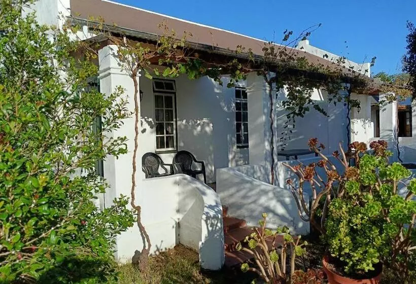 Majatalo De Kleine Kelder