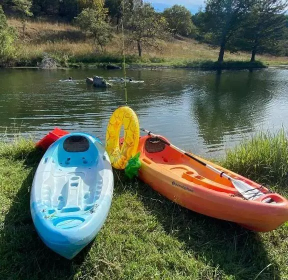 Majatalo Lodge At Forse Mountain Ranch