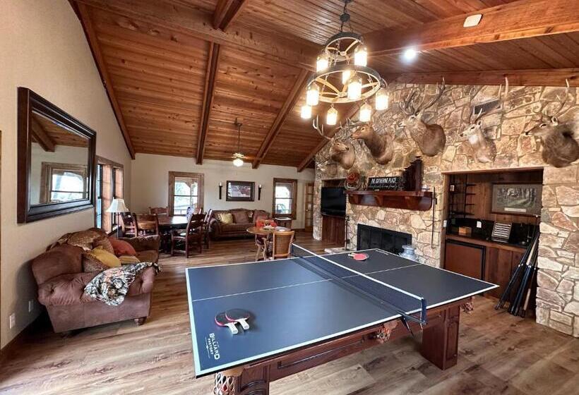 بنسيون Lodge At Forse Mountain Ranch