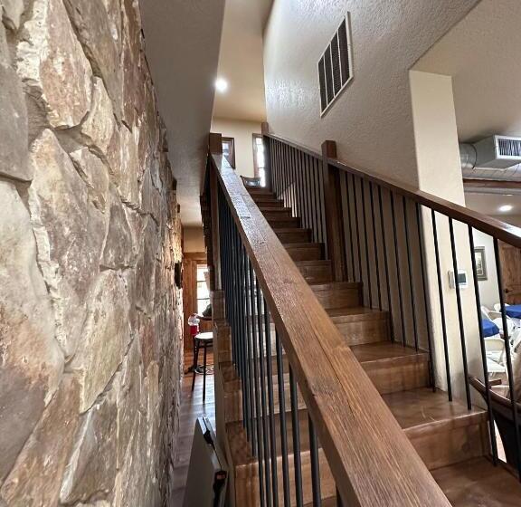 بنسيون Lodge At Forse Mountain Ranch