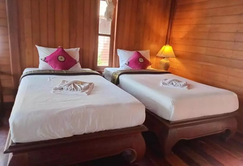 ペンション Samui Wooden Bungalow
