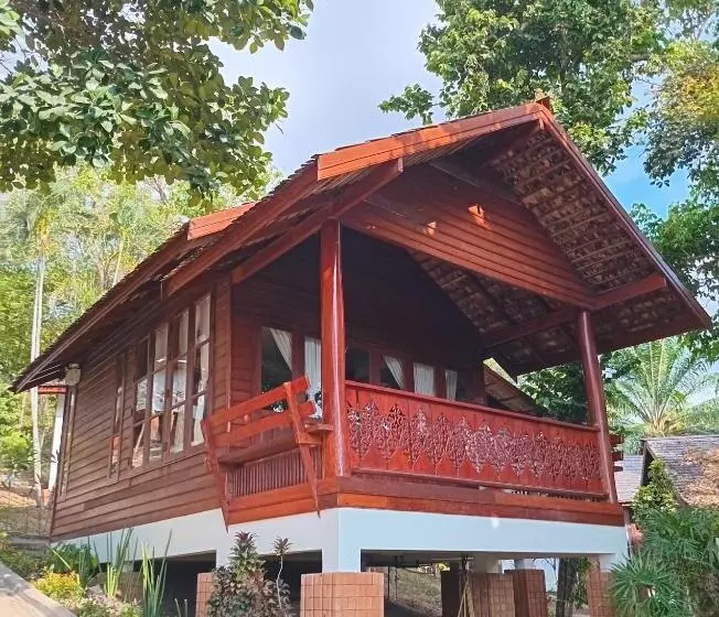 ペンション Samui Wooden Bungalow