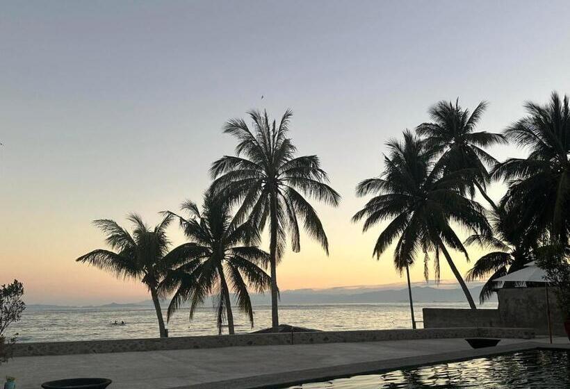 South Cape Beach Resort