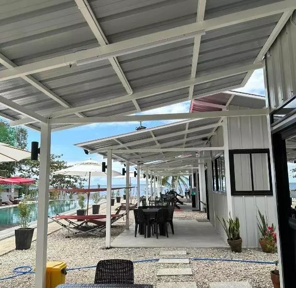 South Cape Beach Resort