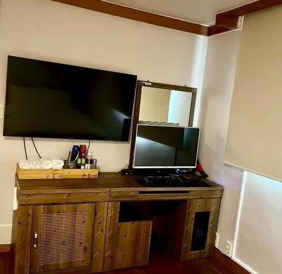 Gooreumseong Motel
