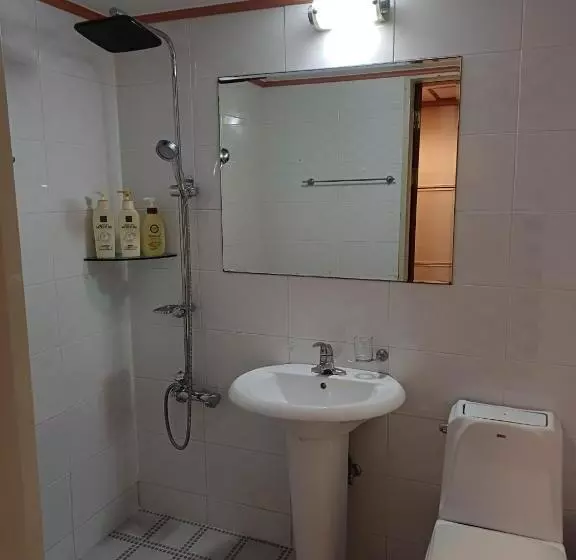 Gooreumseong Motel