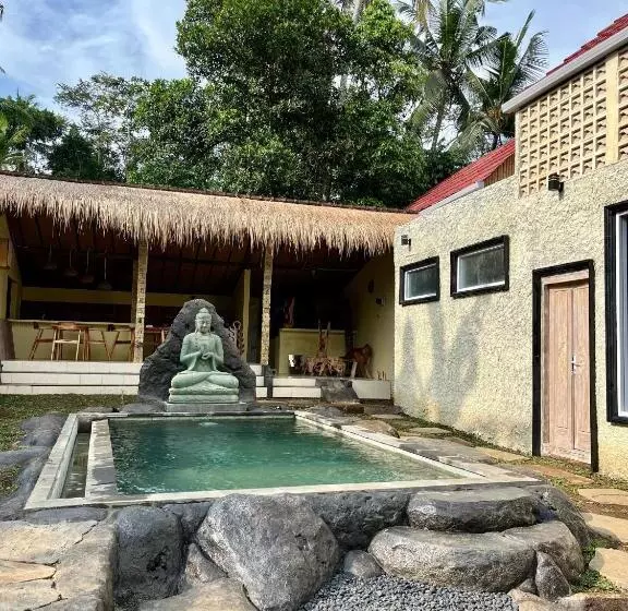 Hotelli Bamboo Oasis