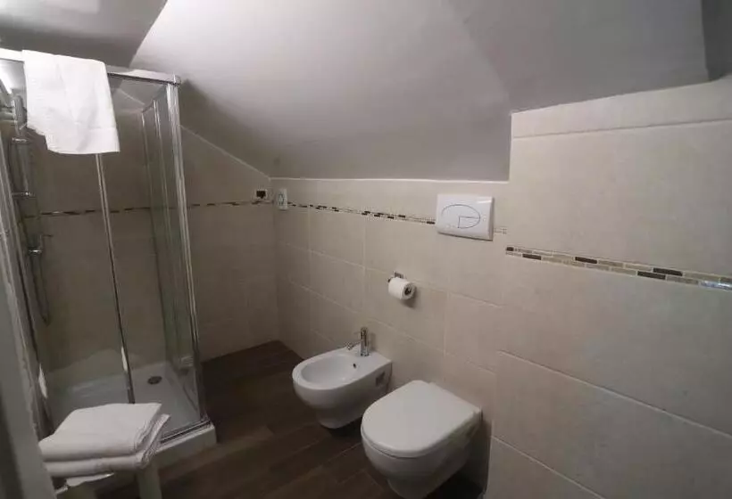 Hotelli Central Giacomini