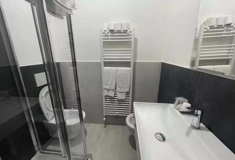 Hotelli Central Giacomini