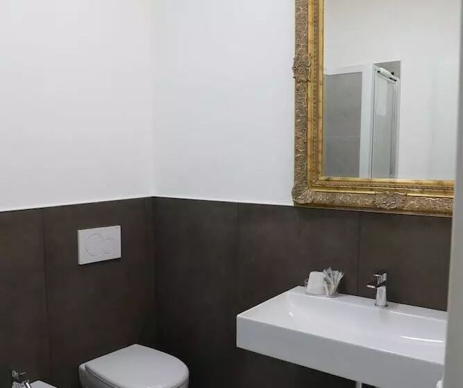 Hotelli Central Giacomini